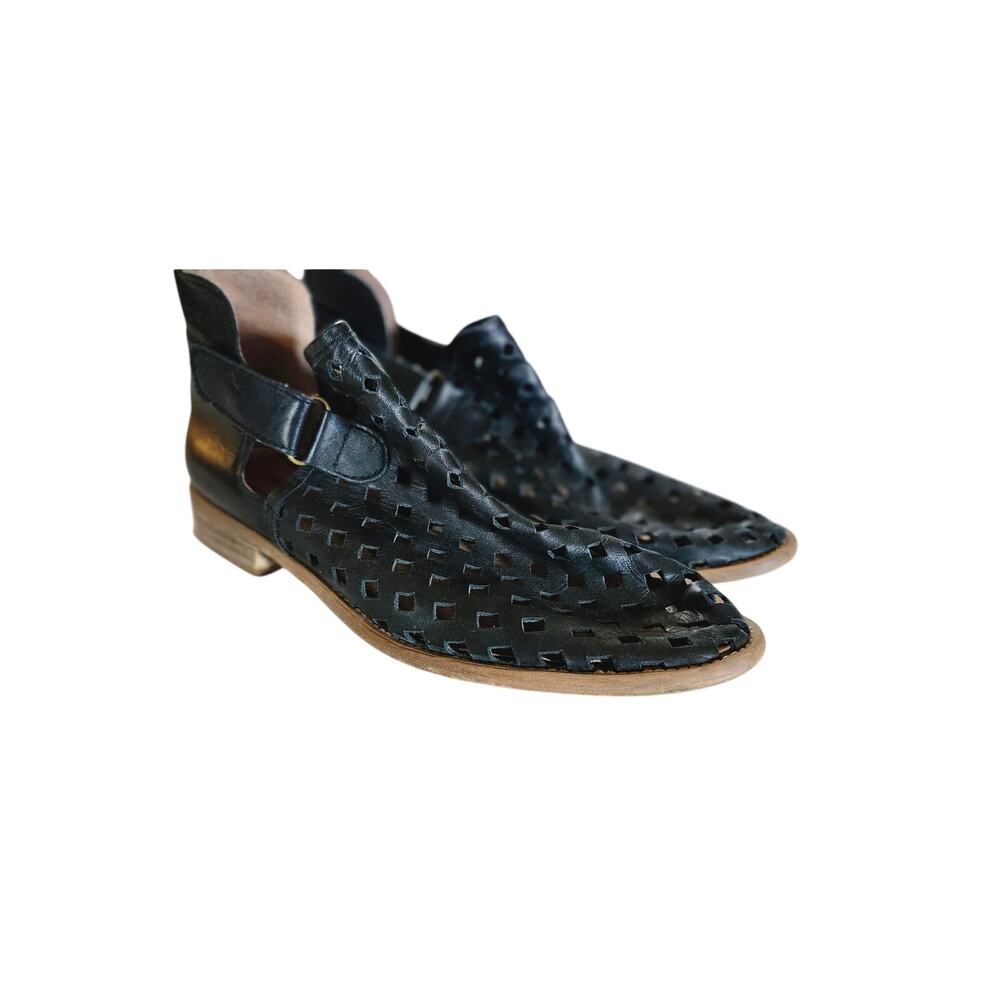 Musse & Cloud Black Woven Leather Ankle Booties